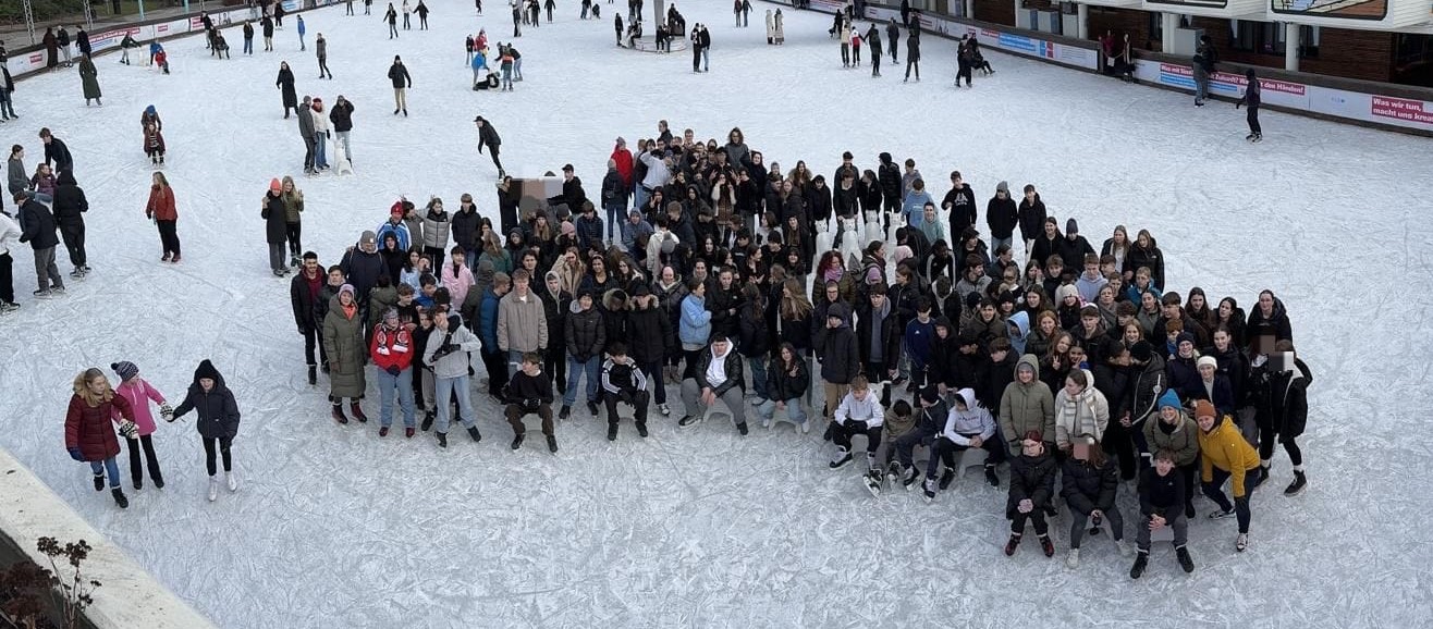 Schulausflug zur EisArena in Planten un Blomen