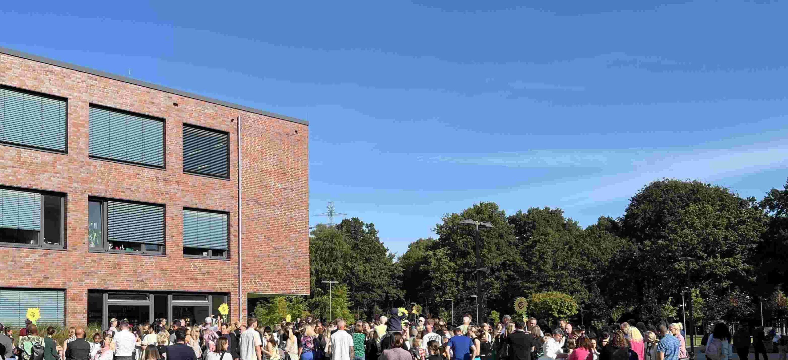 Willkommen an der Irena-Sendler-Schule, Klasse 5a bis 5h!