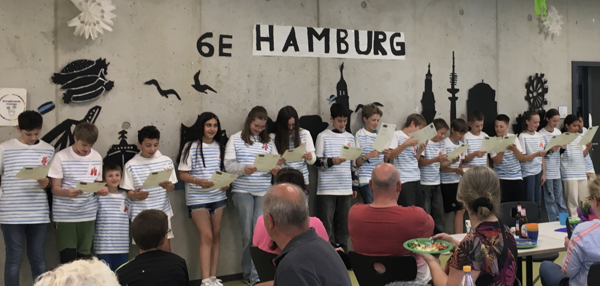 PLUS-Zeit als Pluspunkt für die Klasse: Das Shanty-Projekt der Klasse 7e der Irena-Sendler-Schule
